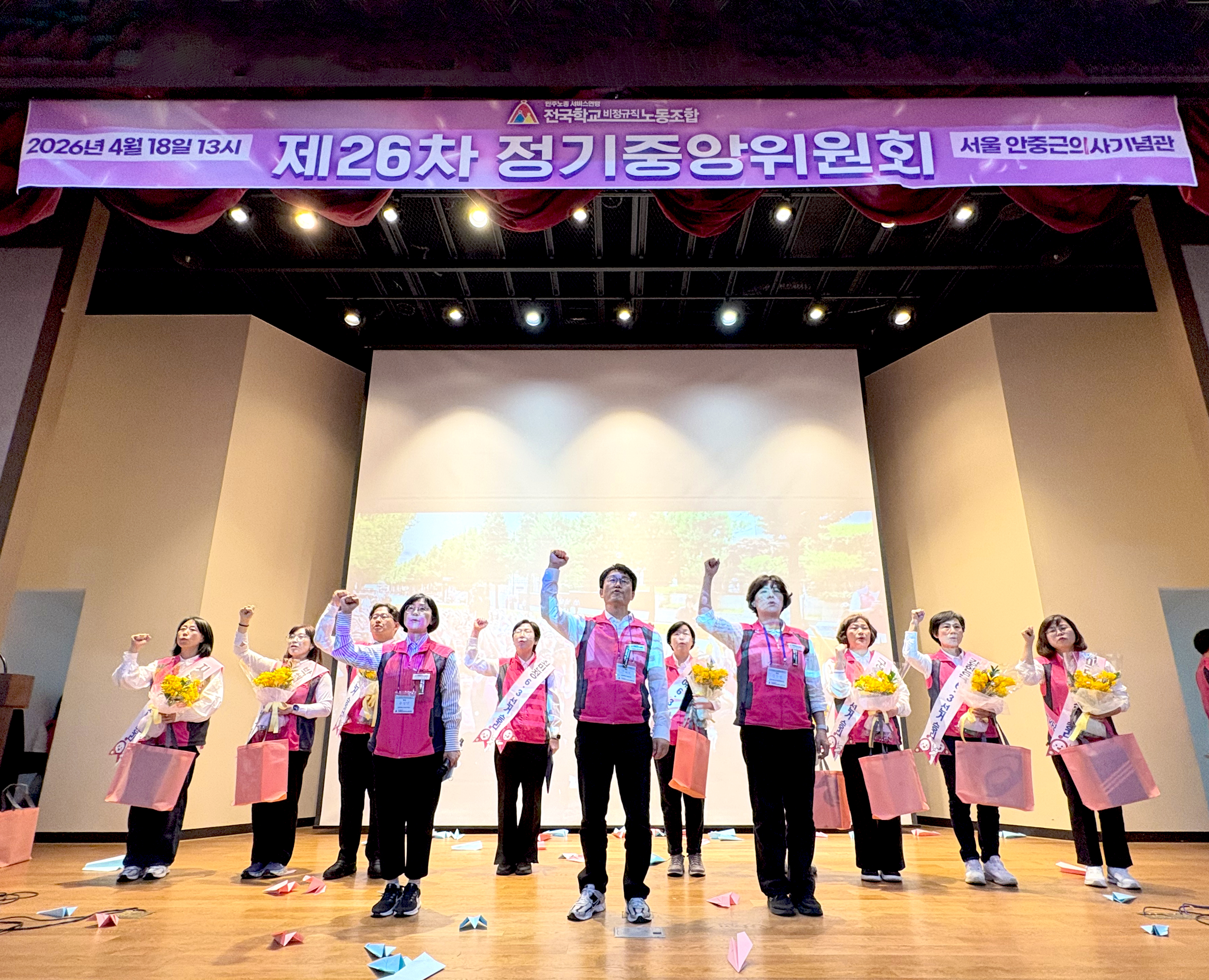 죽음 앞에서도 책임을 지우려는가 _정부와 CU BGF는 노동자의 죽음 앞에 사죄하고, 지금 당장 사태 해결에 나서라! 사진